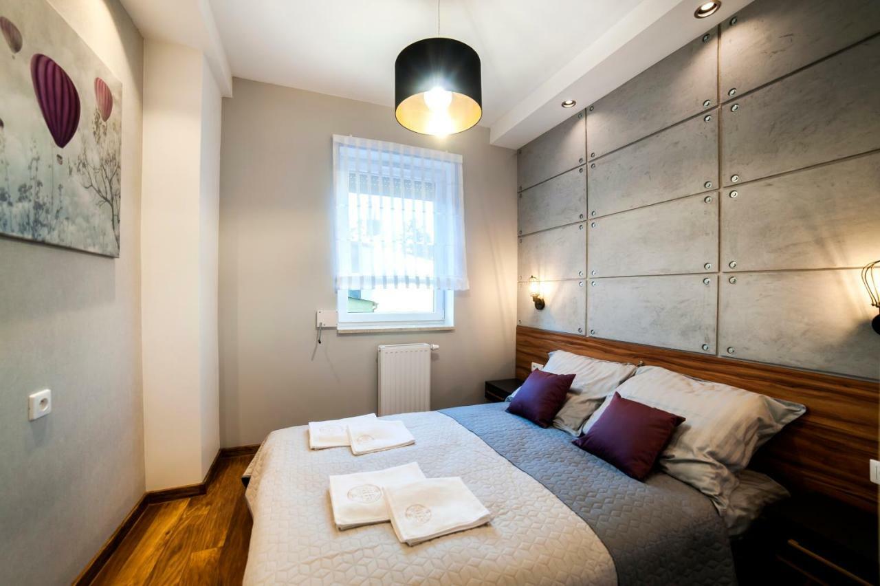 Urban Apart Uniejow Apartamento Exterior foto