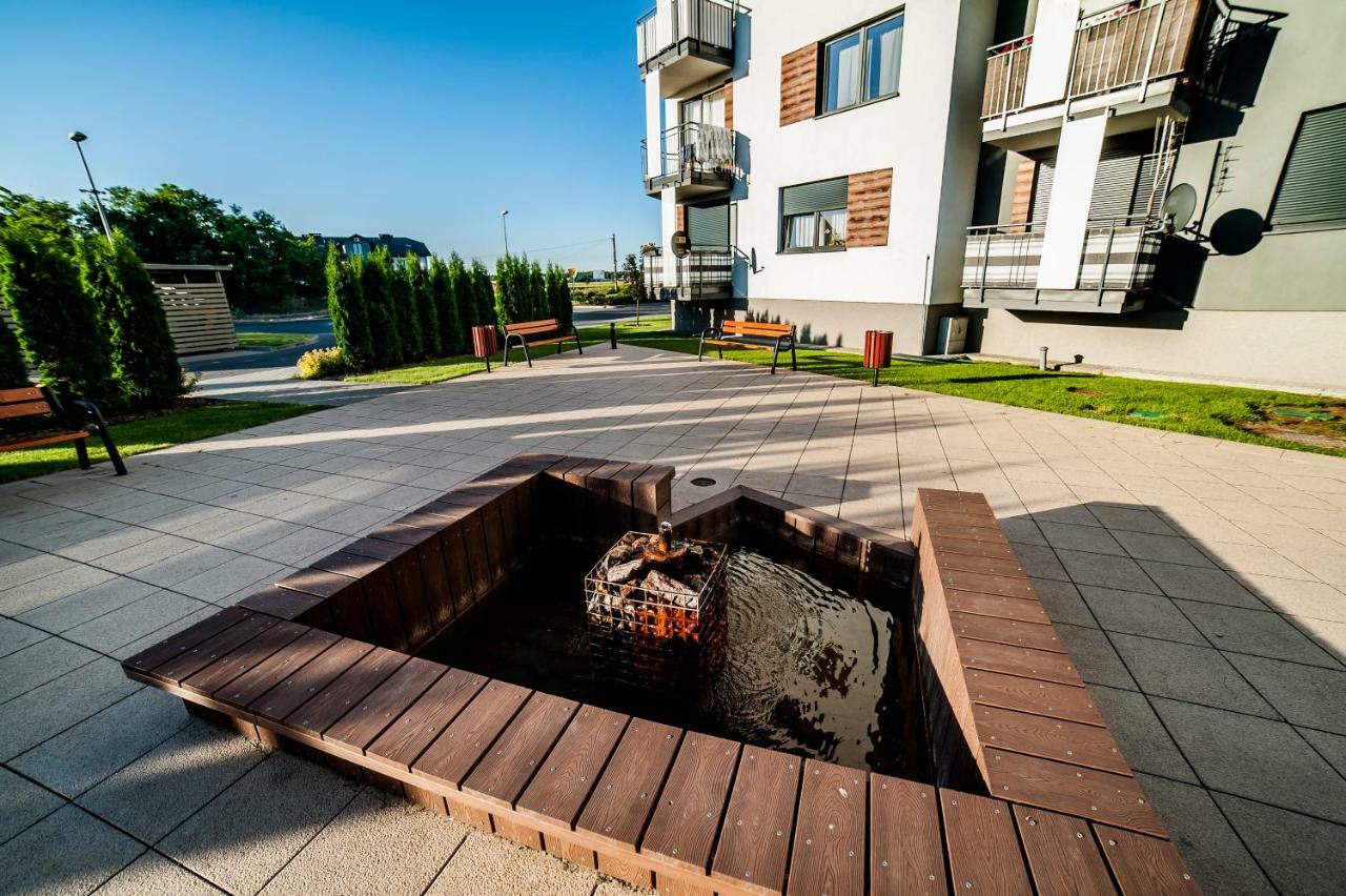 Urban Apart Uniejow Apartamento Exterior foto